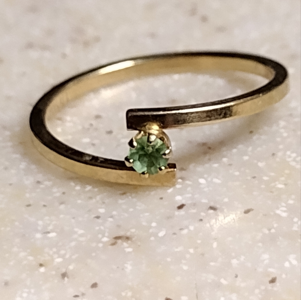 Gold plated green stone ring